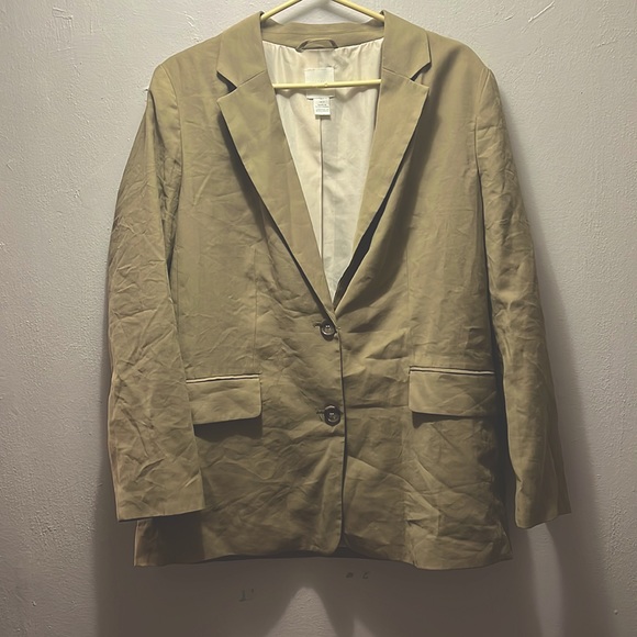 Blazer - Picture 1 of 3